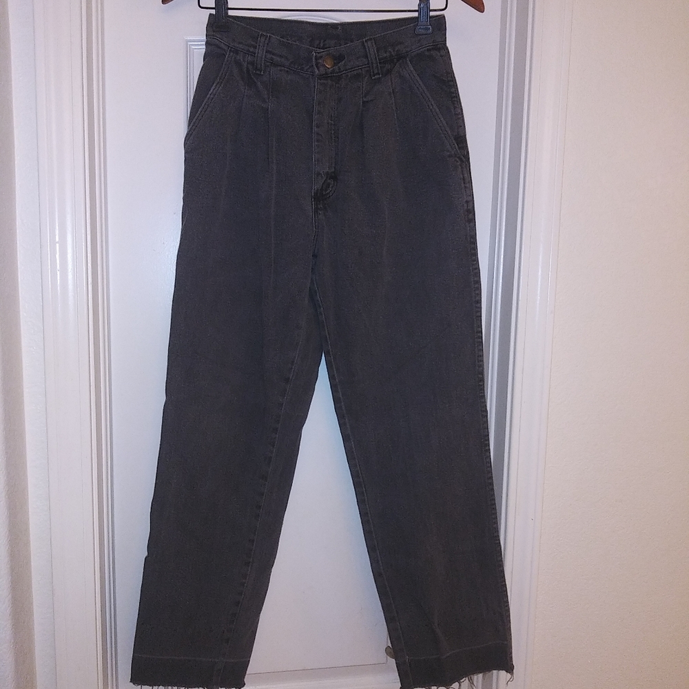 Wrangler Cotton High Rise Pleated Denim Jeans